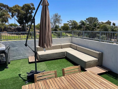 Premier Location with Great Scenic Downtown View - image 28
