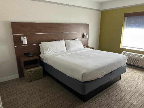 Holiday Inn Express Hotel & Suites San Dimas an IHG Hotel - image 13