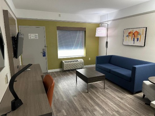 Holiday Inn Express Hotel & Suites San Dimas an IHG Hotel - image 21