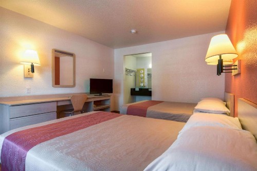Motel 6-San Dimas CA - Los Angeles - image 10