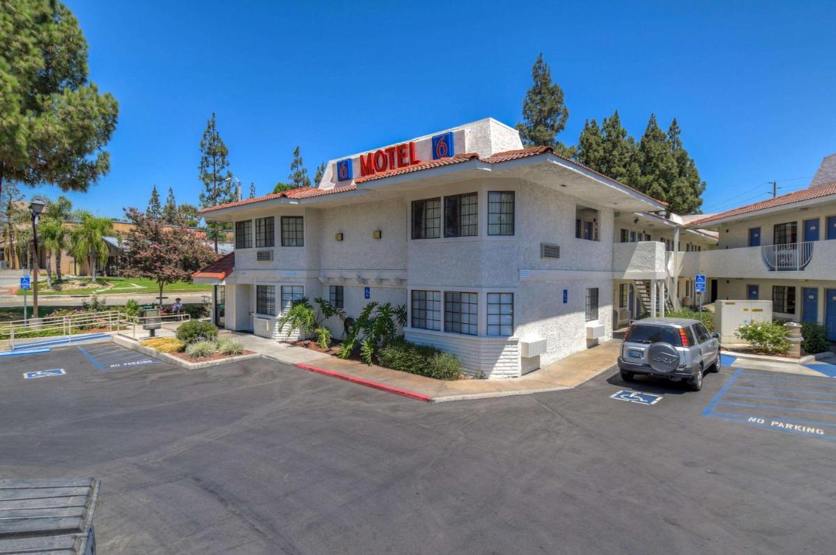 Motel 6-San Dimas CA - Los Angeles - image 2