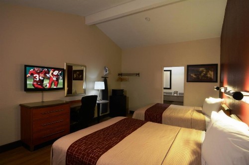 Red Roof Inn San Dimas - Fairplex - image 14