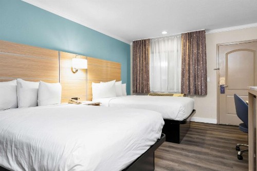 Howard Johnson by Wyndham San Francisco Marina District - image 35