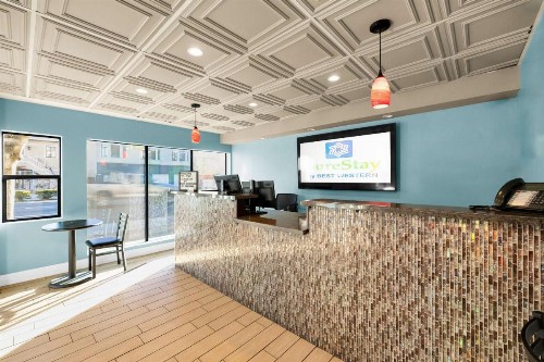 Howard Johnson by Wyndham San Francisco Marina District - image 42