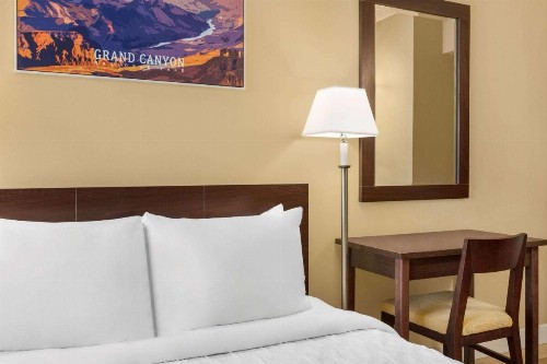 Travelodge by Wyndham Presidio San Francisco - image 19