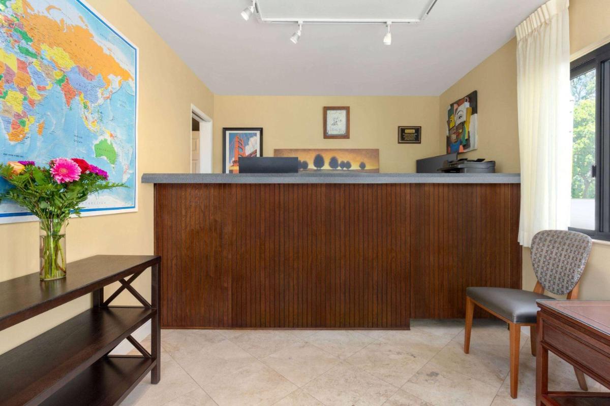 Travelodge by Wyndham Presidio San Francisco - image 5