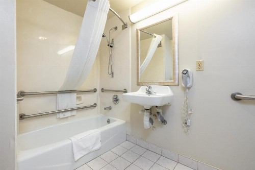 SOMA Park Inn - image 33