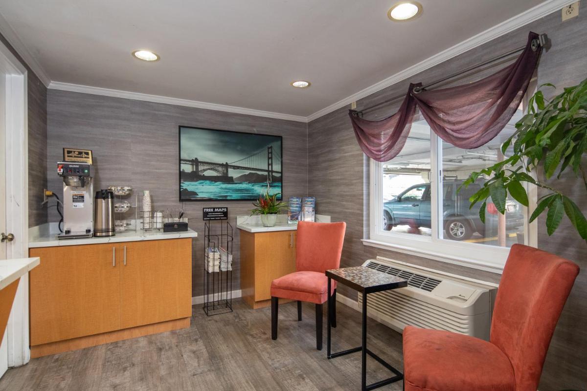 SOMA Park Inn - image 5