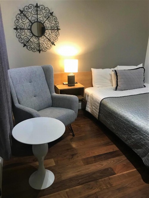 Touchstone Hotel - City Center - image 15