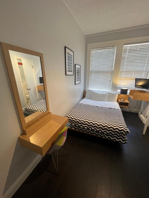 Touchstone Hotel - City Center - image 18