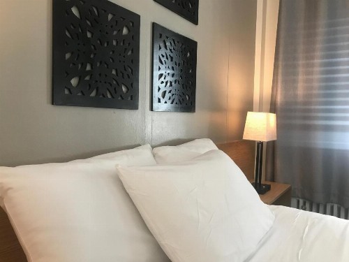Touchstone Hotel - City Center - image 21
