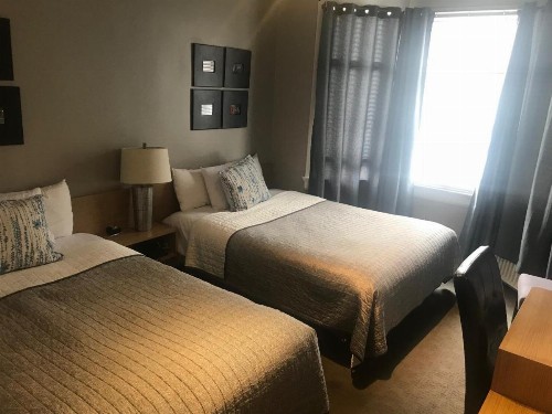 Touchstone Hotel - City Center - image 5