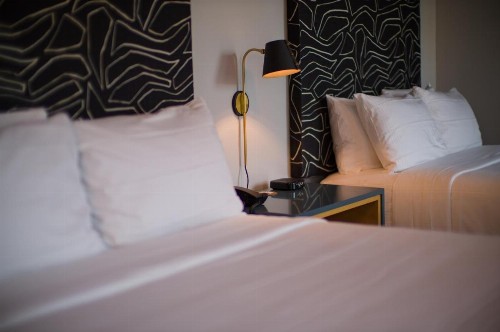 Good Hotel - image 16