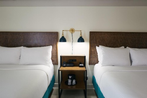 Americania Hotel - image 21