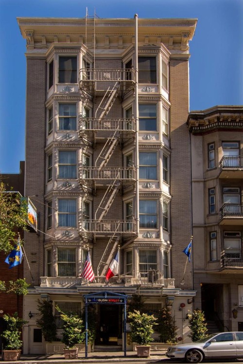 Cornell Hotel de France - image 19