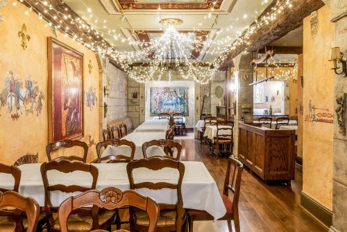 Cornell Hotel de France - image 2