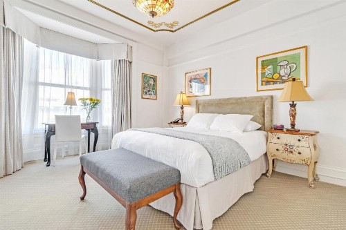 Cornell Hotel de France - image 29