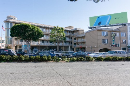 Francisco Bay Inn - image 10