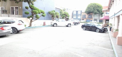 Town House Motel - image 18