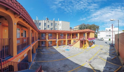 Inn at Golden Gate - image 32