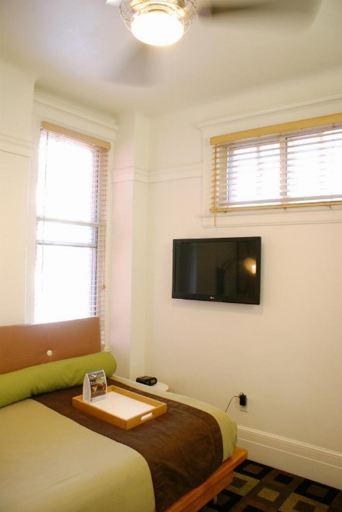 The Mosser Hotel - image 23