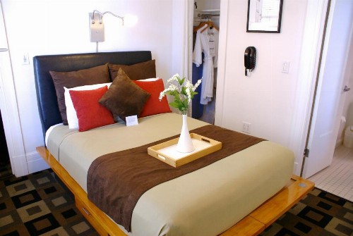 The Mosser Hotel - image 37