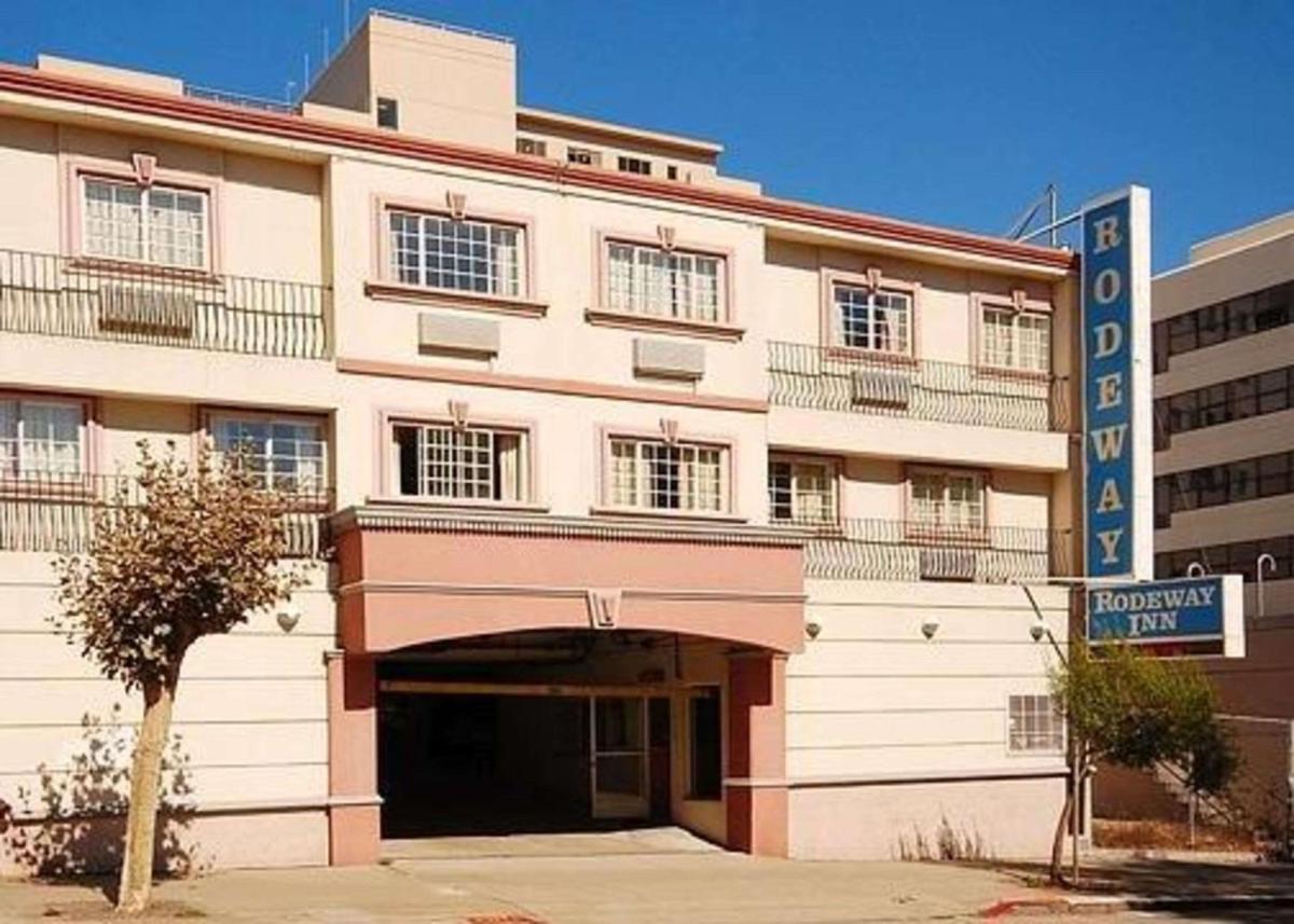 Rodeway Inn Civic Center - main image