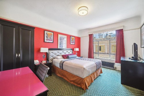 Union Square Plaza Hotel - image 22