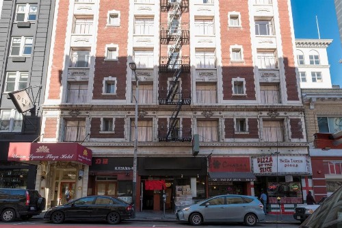 Union Square Plaza Hotel - image 26