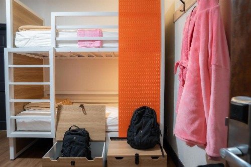 Amsterdam Hostel - image 35