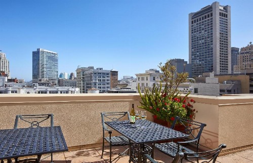 Orchard Garden Hotel - image 21