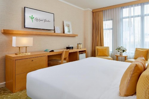 Orchard Garden Hotel - image 3