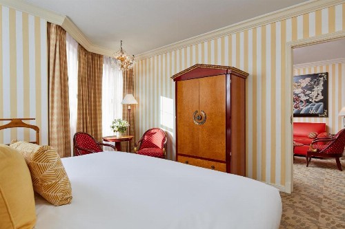 Orchard Hotel - image 21