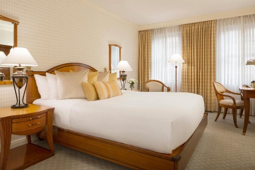 Orchard Hotel - image 29