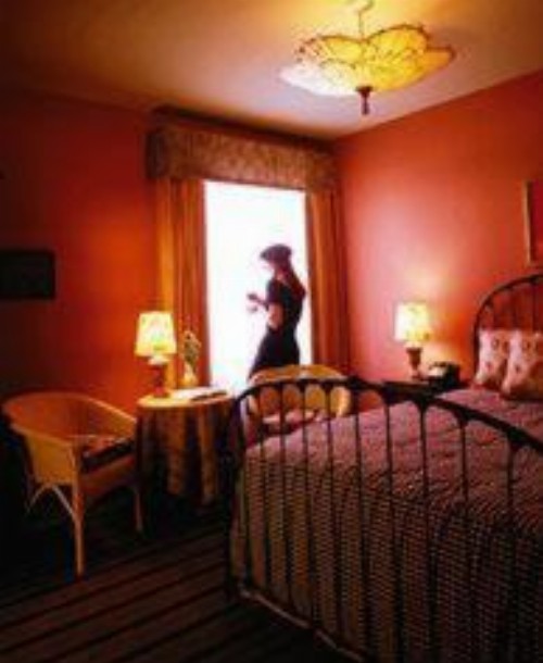 Hotel Boheme - image 17