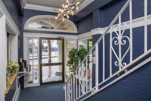 Edwardian Hotel - image 10