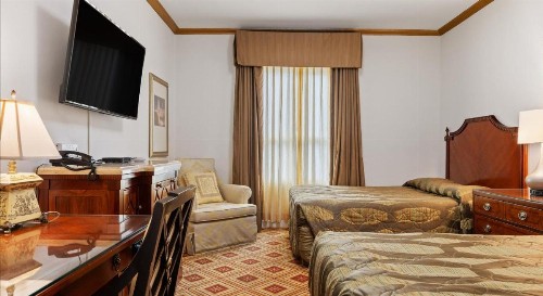 Embassy Hotel - image 40