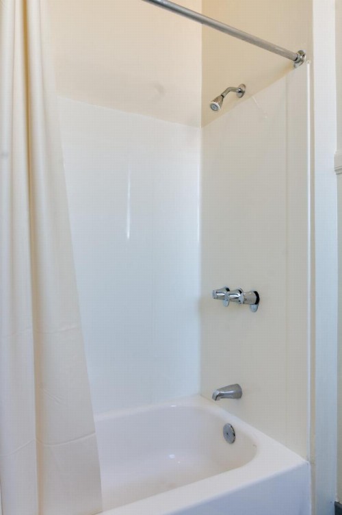 Aida Plaza Hotel - image 19