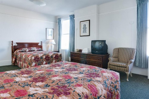 Aida Plaza Hotel - image 20