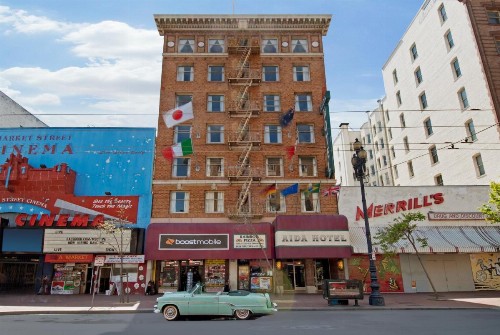 Aida Plaza Hotel - image 26