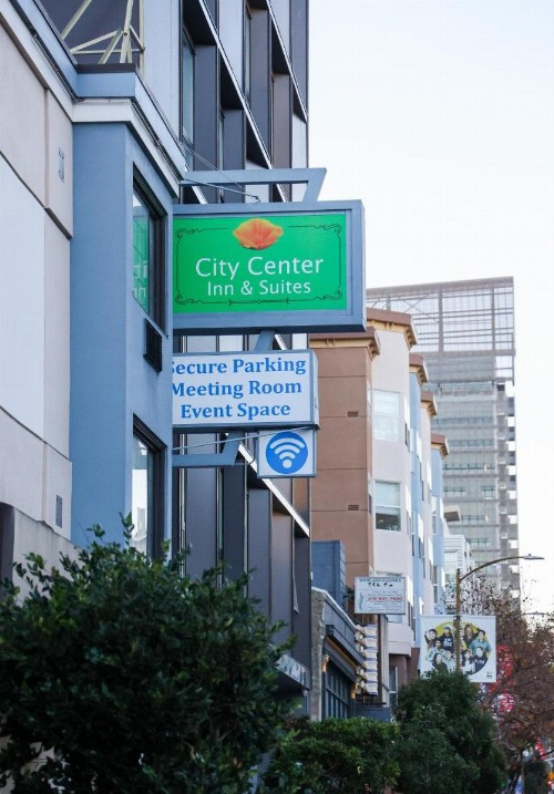 City Center Inn and Suites - image 26