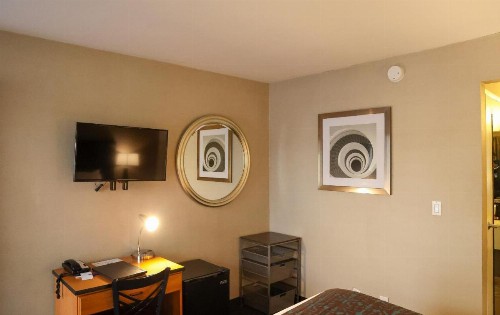 City Center Inn and Suites - image 29