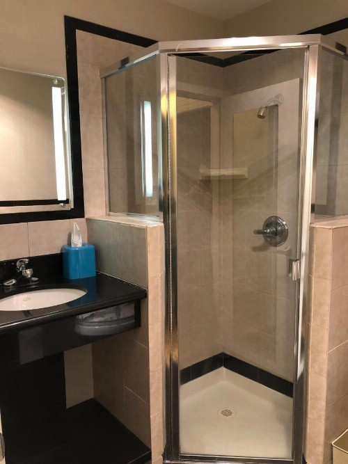 City Center Inn and Suites - image 40