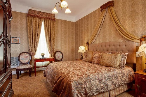 Queen Anne - image 27