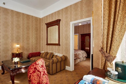 Queen Anne - image 45