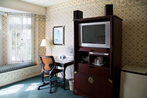 Marina Inn - image 4