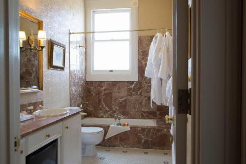Hotel Majestic - image 4
