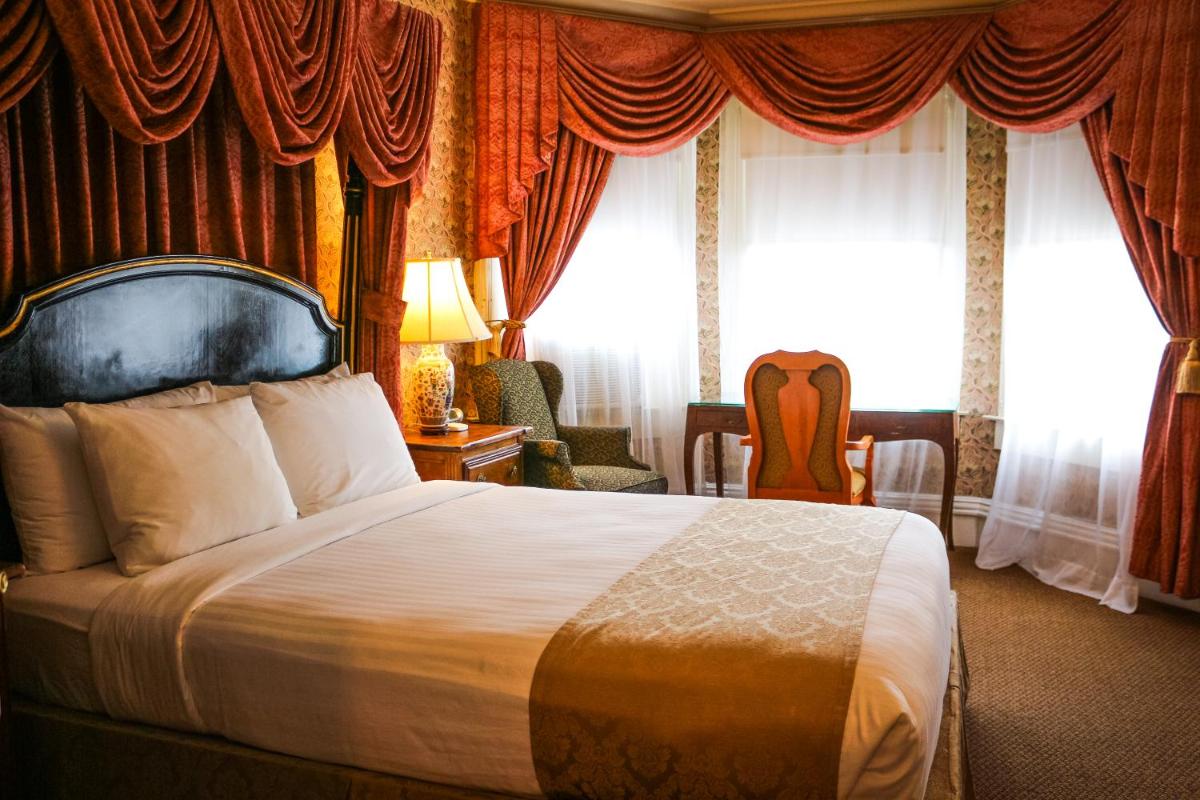Hotel Majestic - image 7
