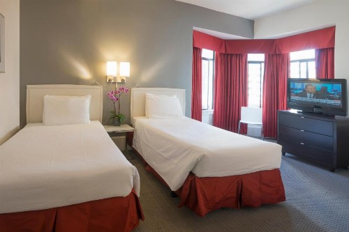 Grant Plaza Hotel - image 18