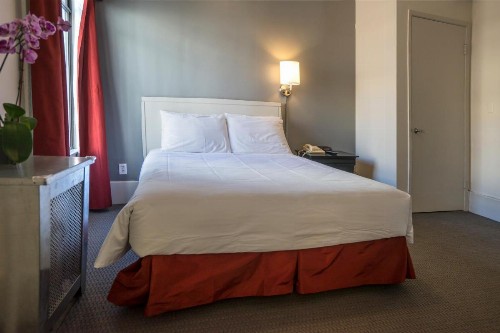 Grant Plaza Hotel - image 23